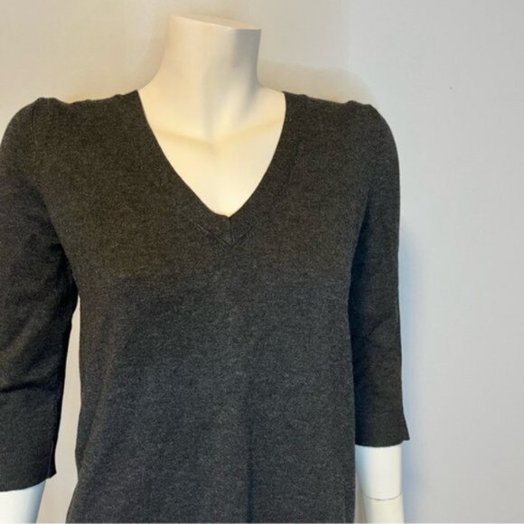 525 America V-Neck Knit Shirt Dress Lace-Up Back With Deep V-Neck Gray Size XS - Picture 6 of 10